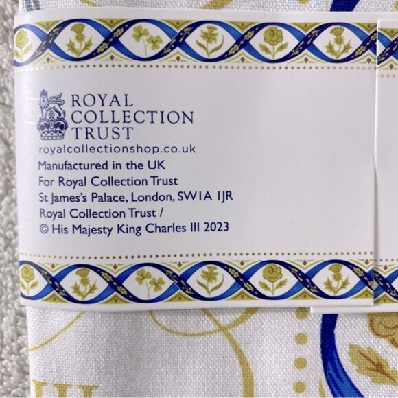 Royal Collection Trust Royal Crest Cotton Tea Towel King Charles Queen Camilla - Picture 3 of 6